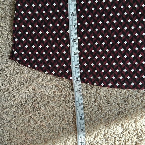 MICHAEL KORS Burgundy Flutter Sleeve Top Size Medium - Picture 11 of 11